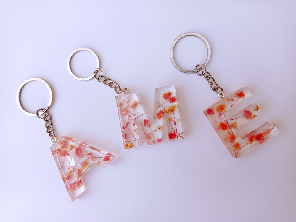 Colourful resin keychains